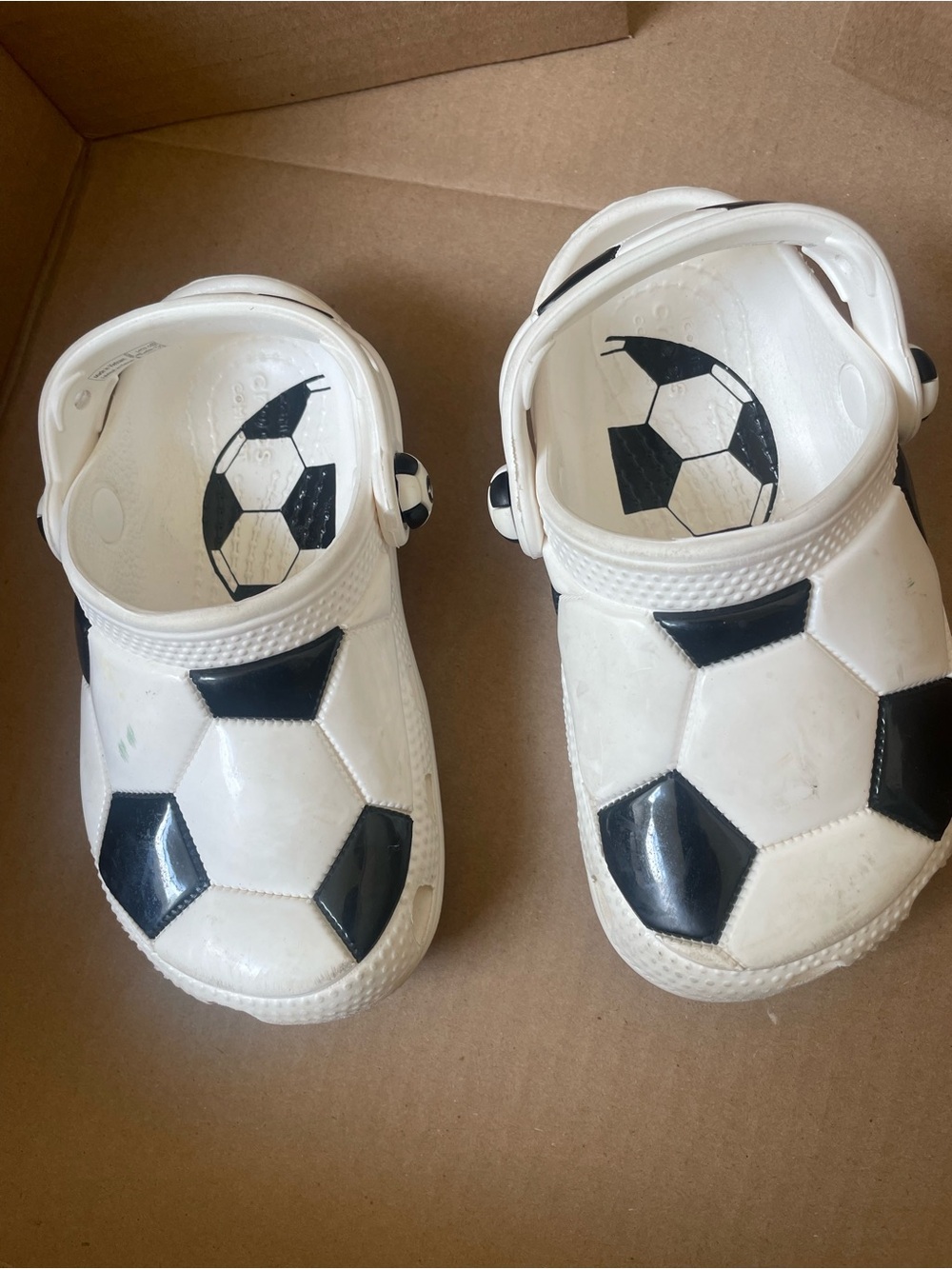 Crocs Kids Soccer Ball Clog Sandals - White & Black toddler size 8